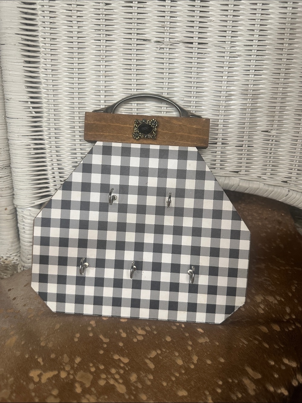 Black and White Buffalo Check faux Purse Wall jewelry organizer with Wood Accent